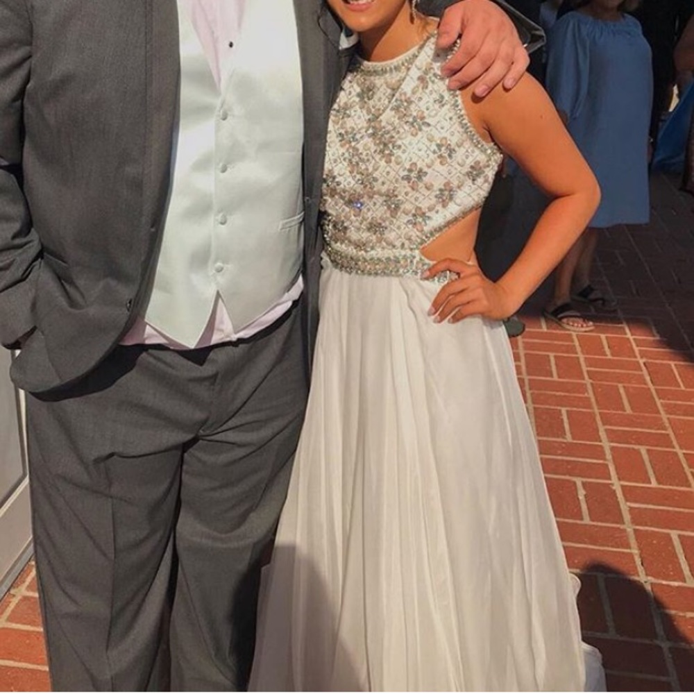 Mac Duggal Prom Dress